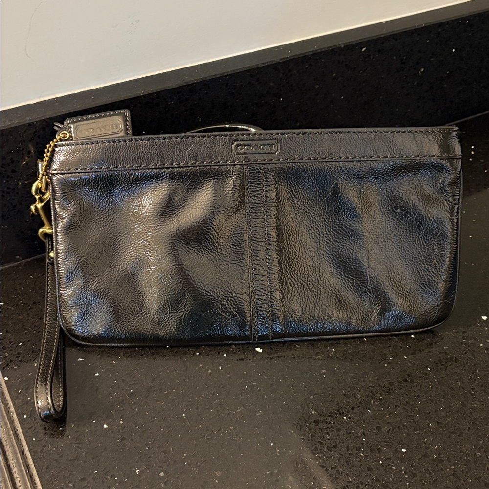 *Coach Zippered Black Patent Leather Wristlet, Tag, Detachable Strap